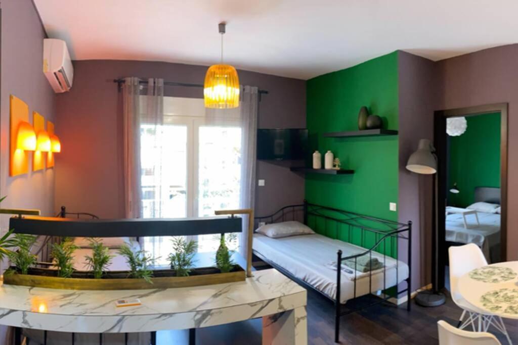Green Apartment With View 코모티니 외부 사진