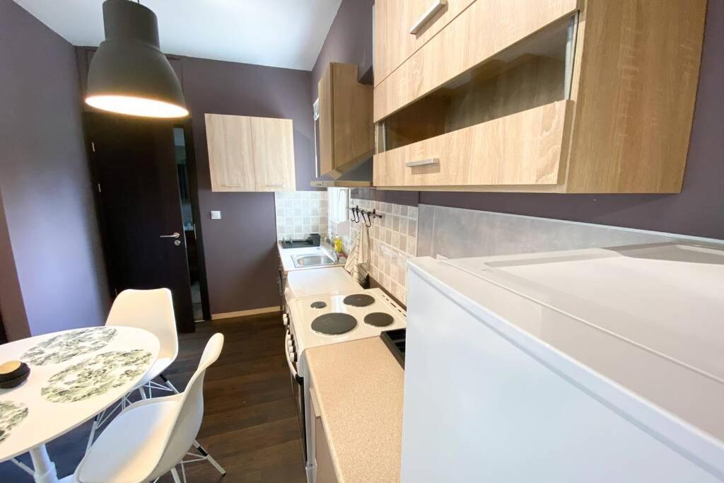 Green Apartment With View 코모티니 외부 사진