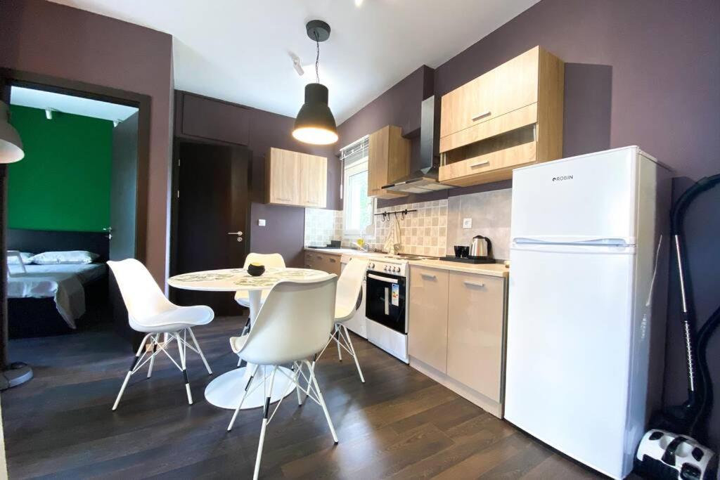 Green Apartment With View 코모티니 외부 사진